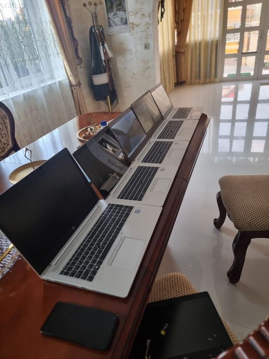 Set lot laptop bussines hp elite book 830 g6 850 g6 855 g8 
​Este un laptop pentru clasa bussines

Preturile incep de la 1000 ron