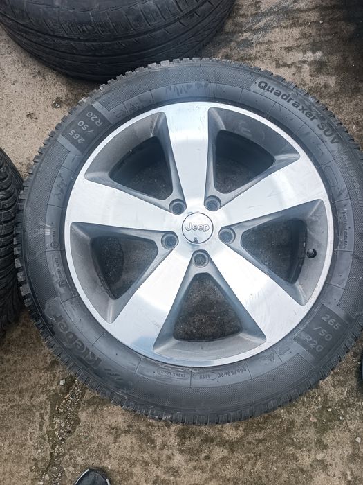 Джанти с гуми за Jeep Grand CHEROKEE 2015g 20ц.