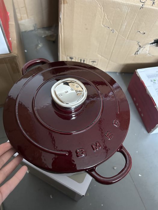 Smeg чугун казан бордовый