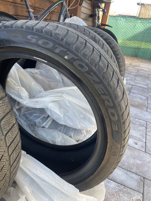 Cauciucuri iarna Pirelli