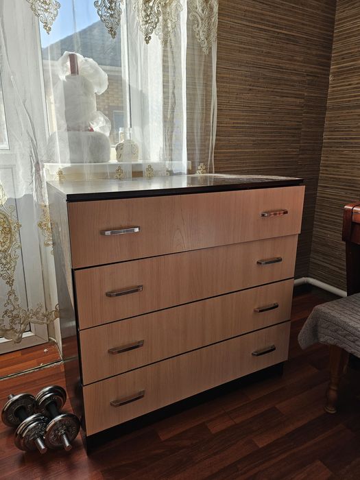 Спальный гарнитур