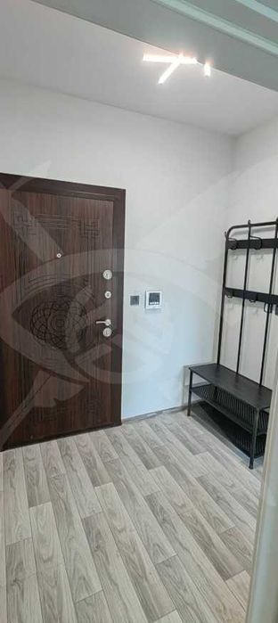 Дава се под наем Двустаен апартамент в Пловдив, Гагарин - 73 кв.м за 118698.93 € - Снимка #1