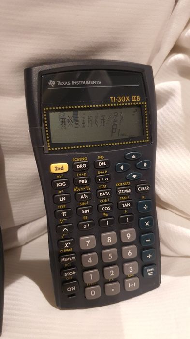 Calculator științific Texas Instruments
