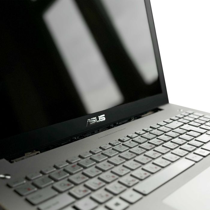 ASUS N550J 15.6-Inch Laptop + (Экран, колонки и клавиатура)