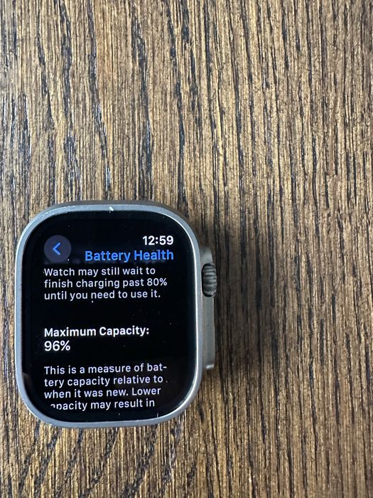 Apple Watch Ultra 2 49mm Titanium Blue Alpine Loop M