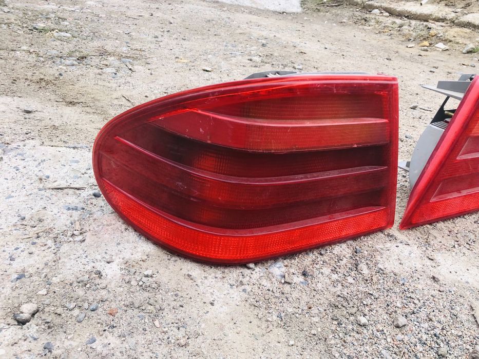 Задние фары на мерс