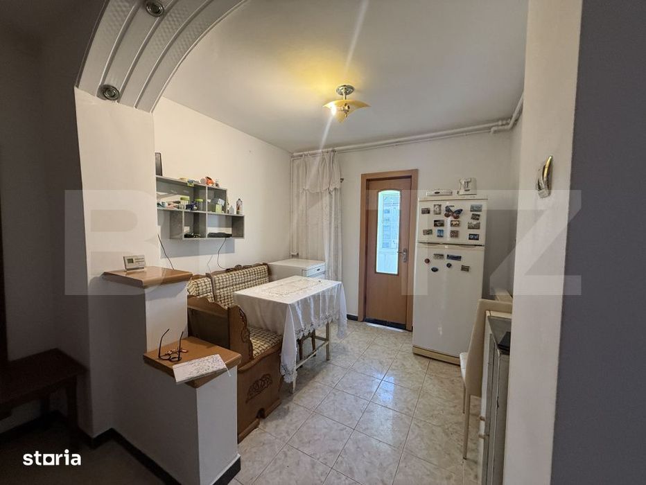 Apartament 3 camere de inchiriat, 63.13 mp, zona Micro 6