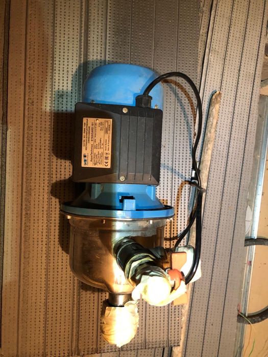 Pompa hidrofor 970 W