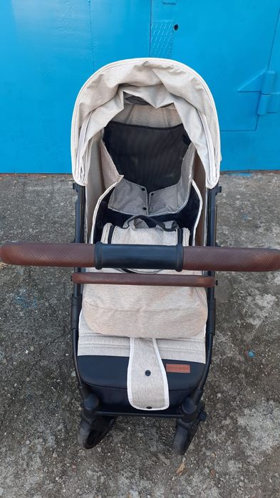 Продам детскую коляску