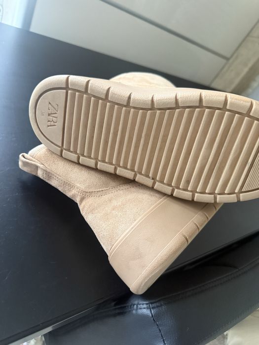 Зимни боти марка Зара