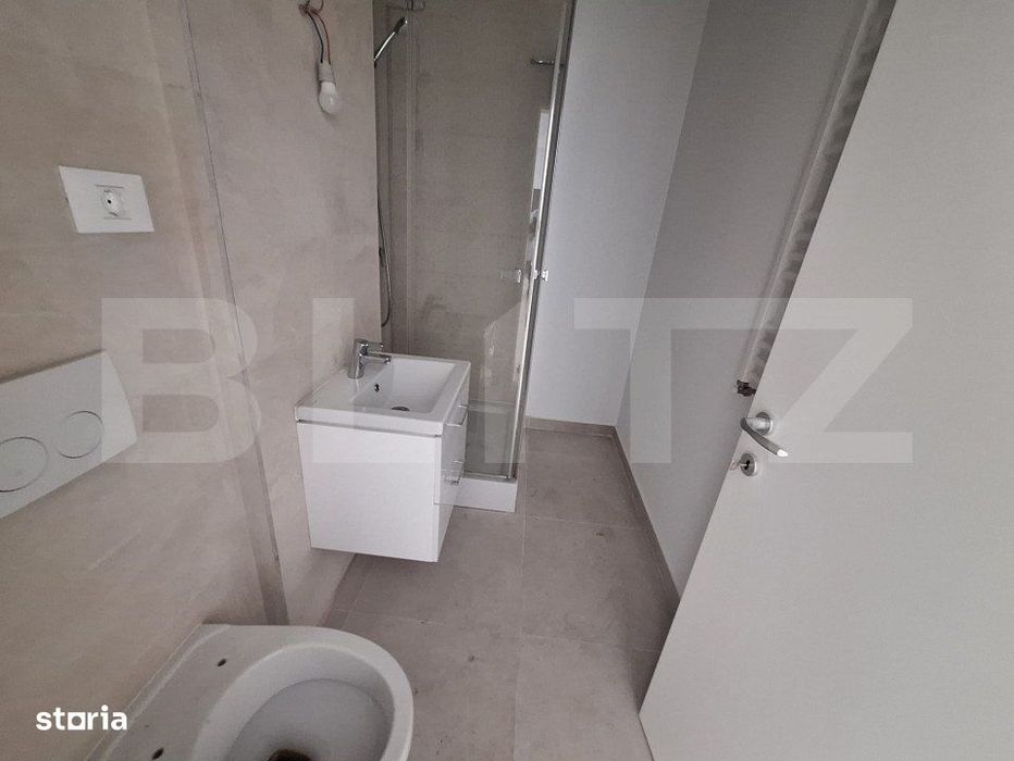 Apartament de vanzare, cu 3 camere, 72 mp, zona Torontalului