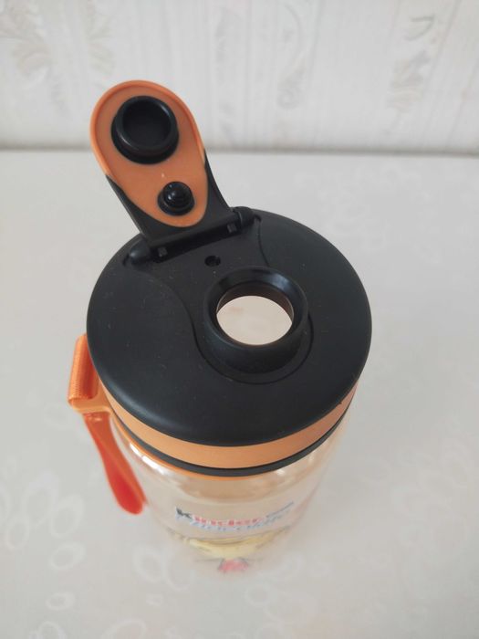 Продам бутылку для воды