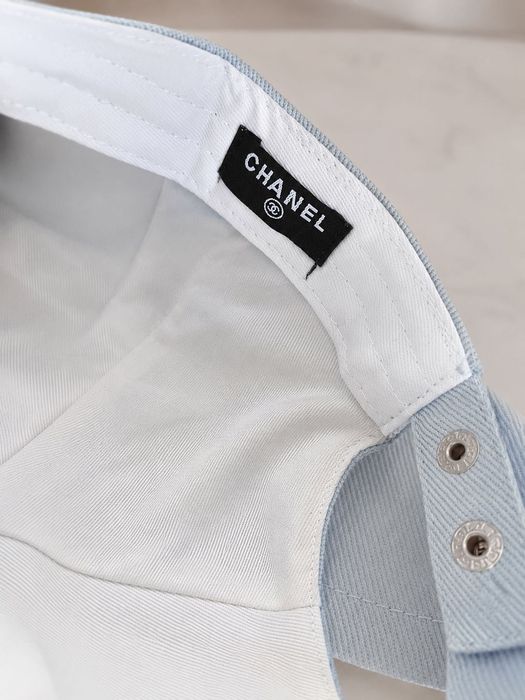 CHANEL шапка с козирка