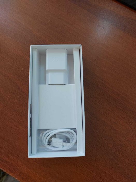 Телефон SAMSUNG A52