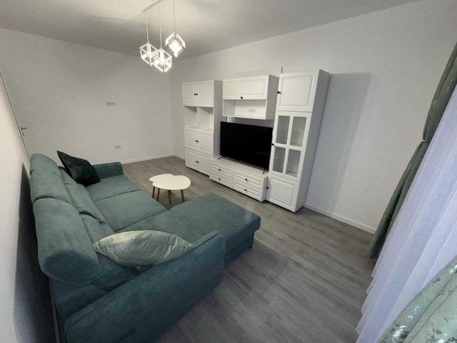DE ÎNCHIRIAT apartament 2 camere- Diamantului, zonă bună și liniștită!