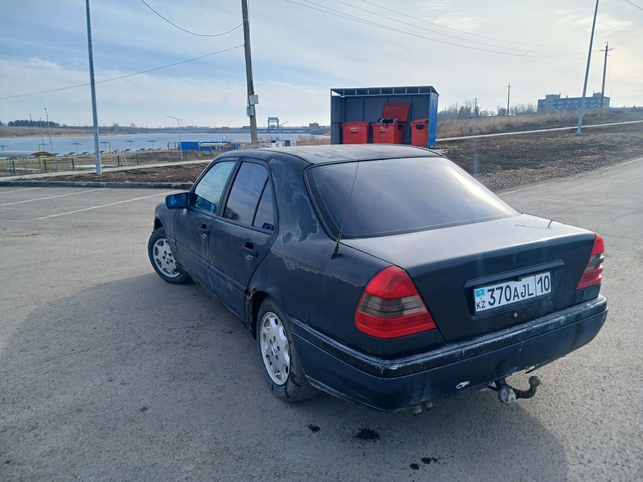 Продам срочно мерседес