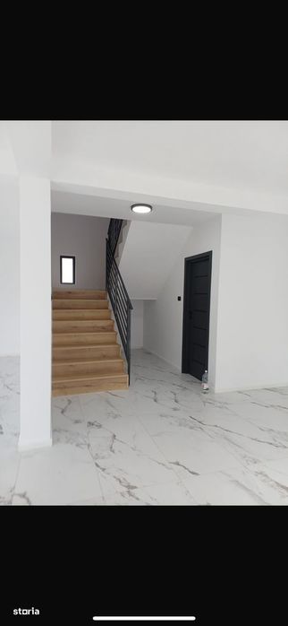 Vila cu 4 camere, Navodari