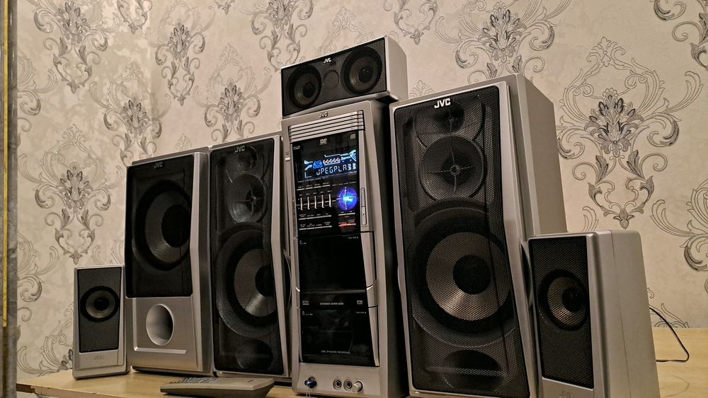 Muzikalniy sentr 7000 watt