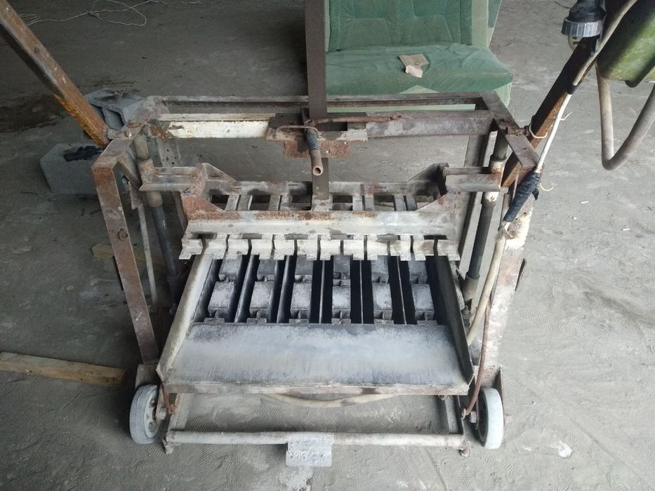 Шлака блок станоглари