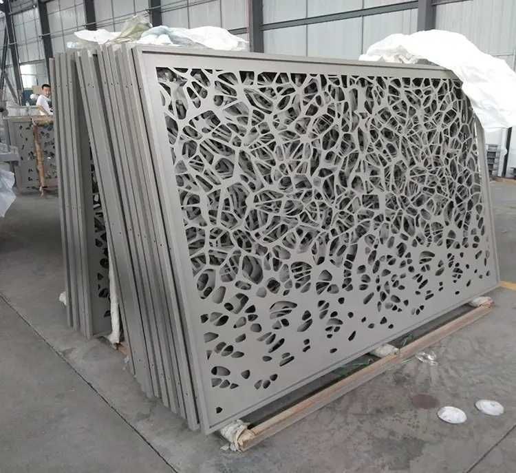 Servicii debitare laser in Pitesti. TABLA + TEAVA - Confectii metalice