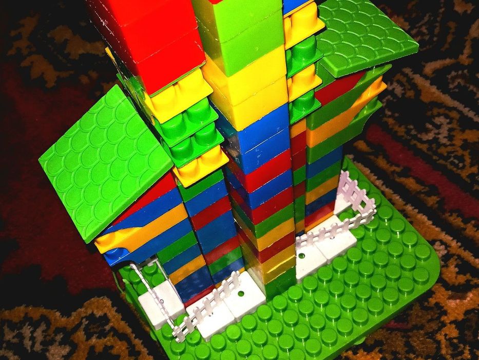 Детская игра лего