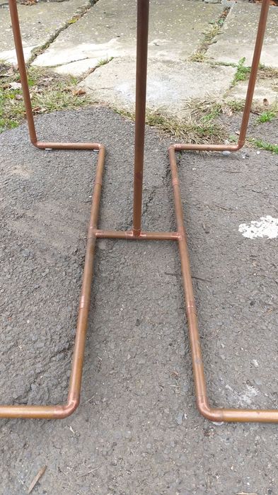 Masa blat lemn natural cadru teava cupru