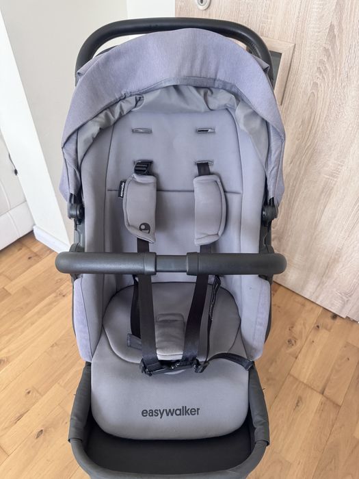 Детска количка Easywalker с много включени аксесоари