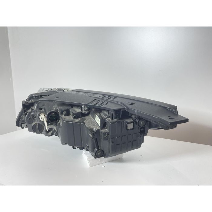 Десен фар за kia optima hybrid - 92102a8300