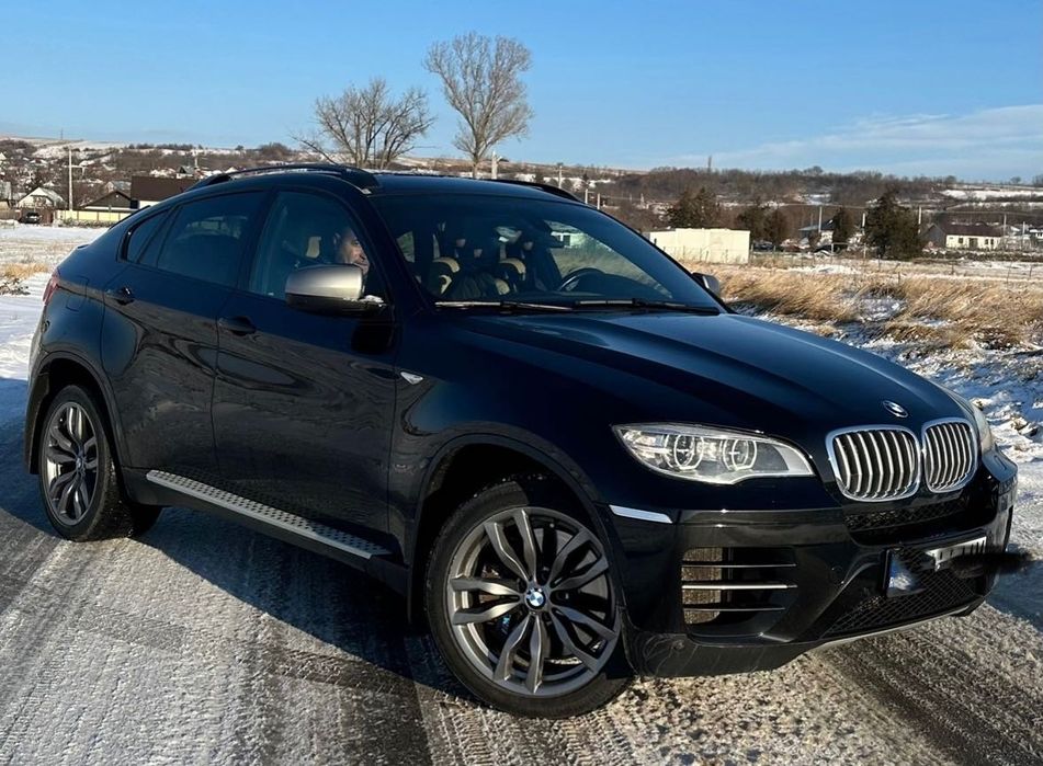 BMW X6 M50D ……….