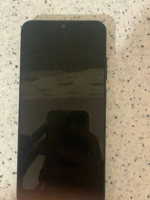 Самсунг а05s в хорошем состоянии