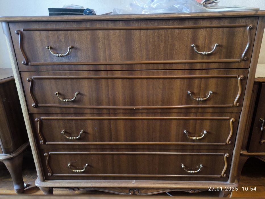 Спално обзавеждане.