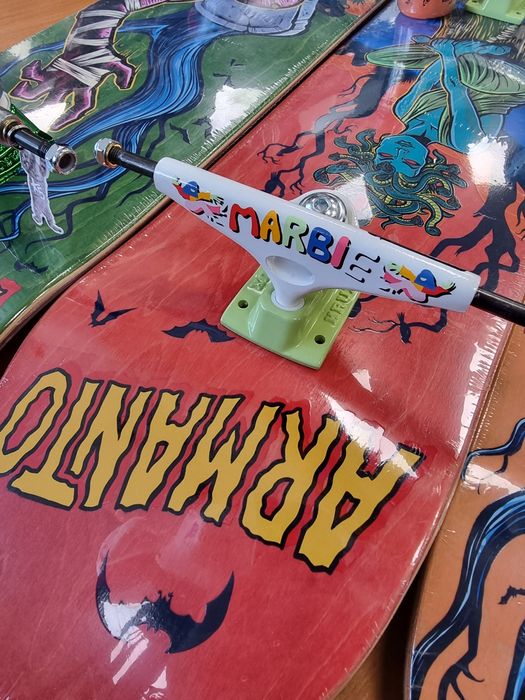 Birdhouse скейтборд сет 8.125 или 8.25