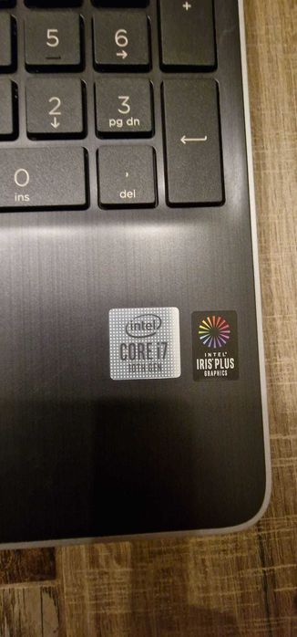 Laptop HP 15s-fq1000nq, Intel Core i7-1065G7 pana la 3.9GHz, 15.6" Full HD, 16GB, SSD 512GB, Intel Iris Plus Graphics, Free Dos, argintiu