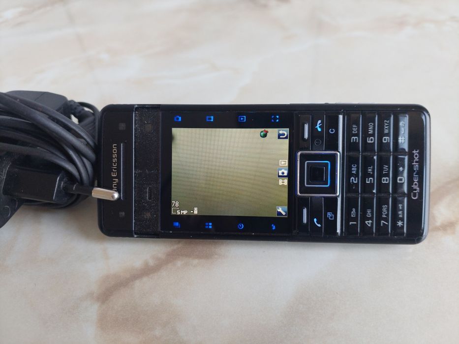 Vând Sony Ericsson c902 Cyber-shot fără probleme + încărcător //poze