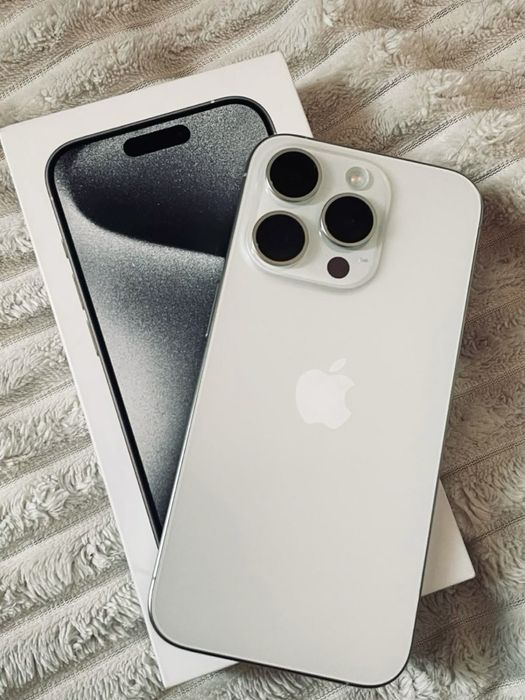 айфон 15 про с гарантией