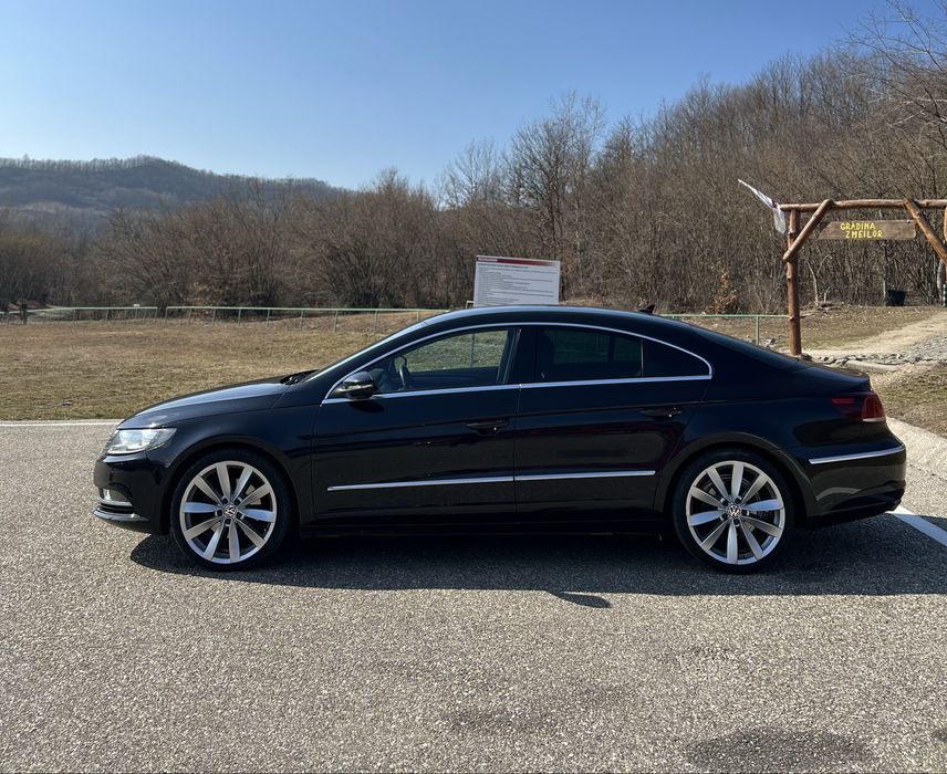 VOLKSWAGEN Passat CC 2013