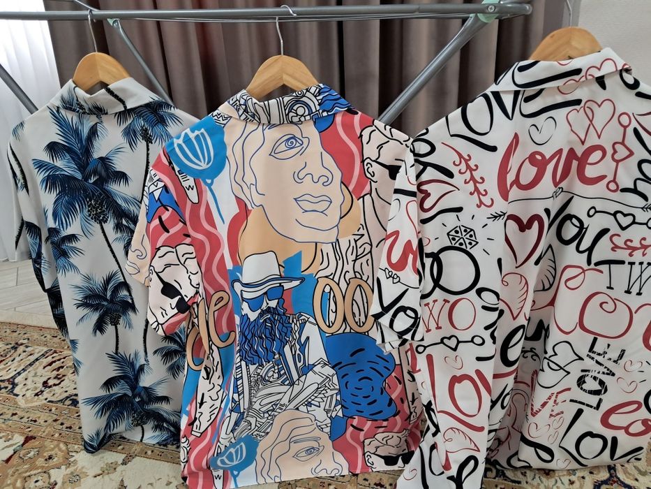 Рубашки разные для отдыха.