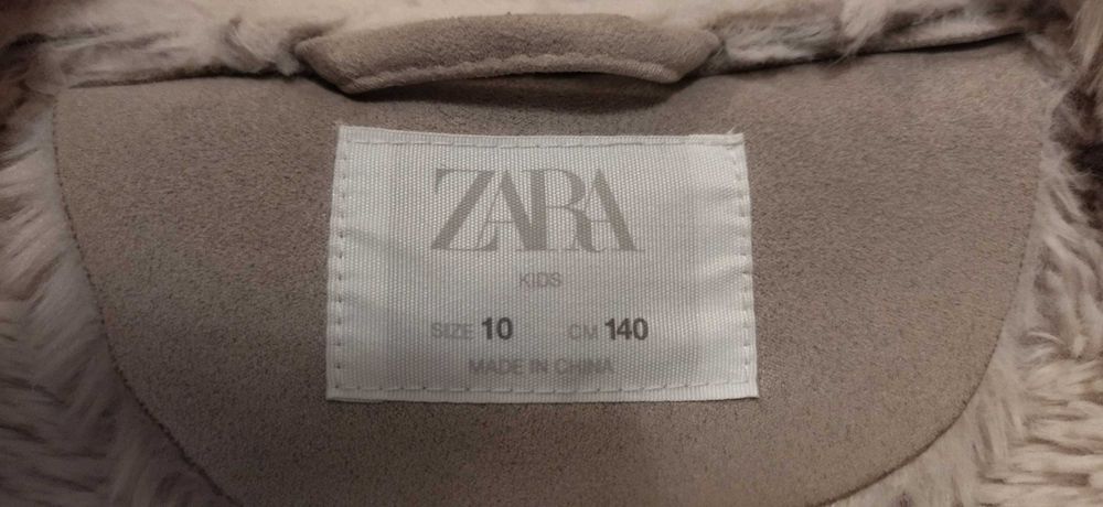 кожухче ZARA (размер 10, за ръст 140см)
