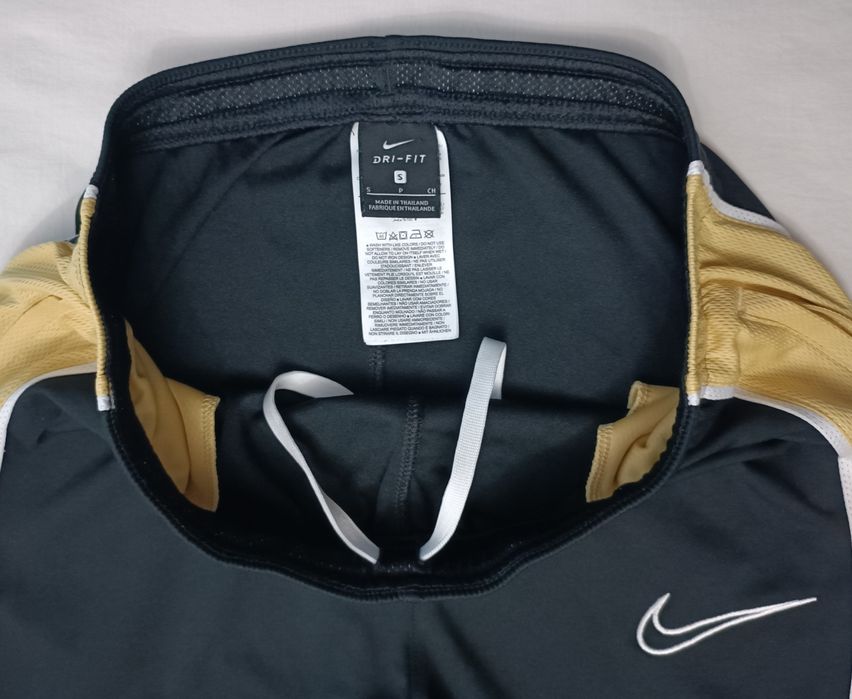 Nike DRI-FIT Joga Bonito Pants оригинално долнище S Найк спорт долница