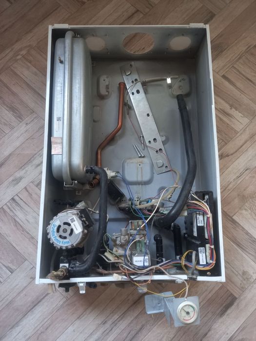 Двухкомнутур ради