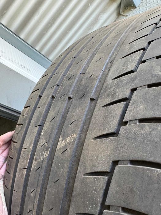 325/40R22 Continental 2024