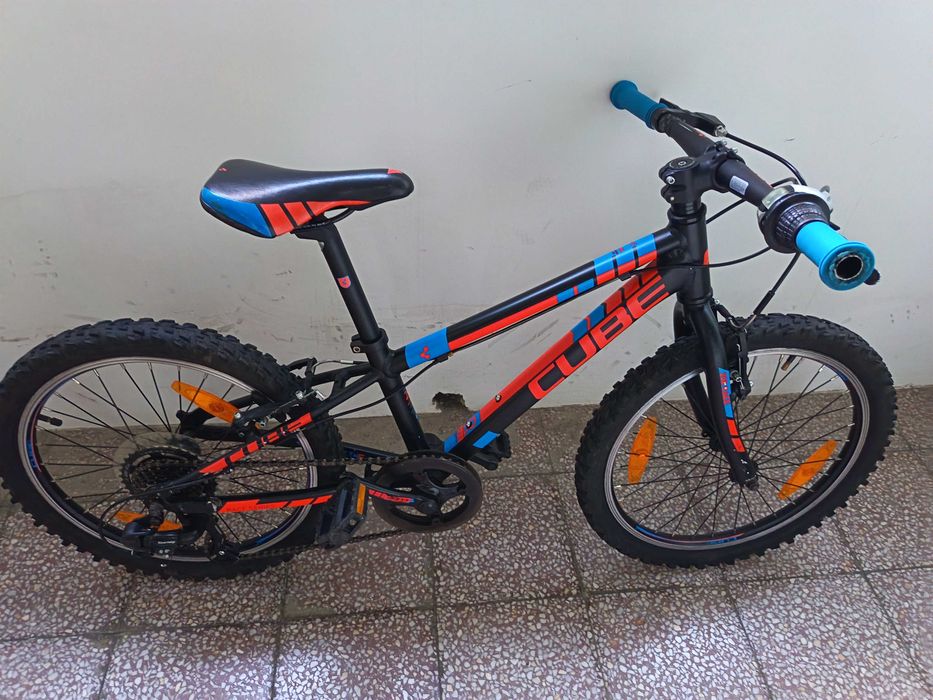 Детско алуминиево колело CUBE Race 200 и DRAG, 20 цола