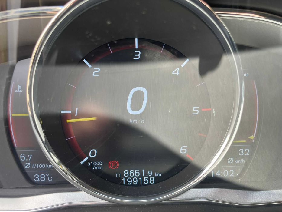 Volvo V60 D4 (2016) – Stare Excelentă