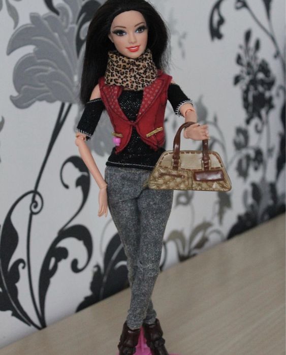 Кукла Barbie