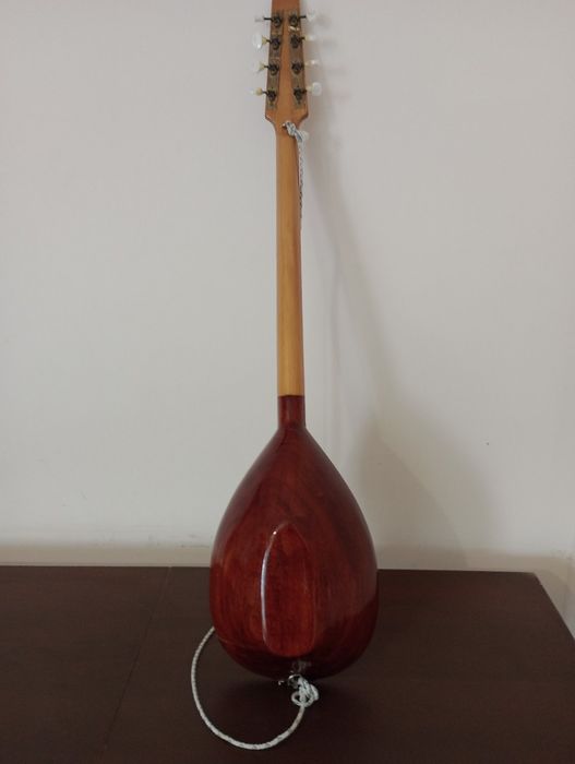 Продавам Тамбура