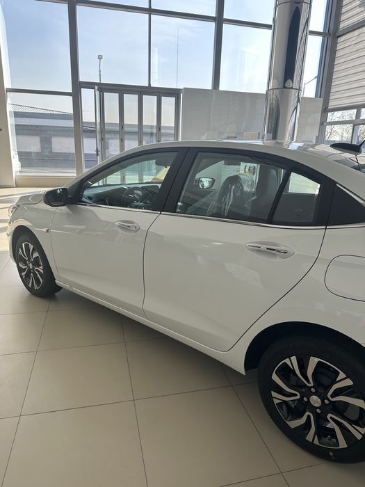 Оникс автомат с Автосалона в кредит через Банк!