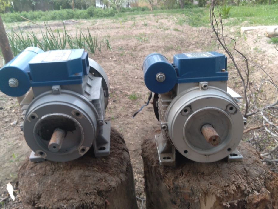 2 водяных насоса