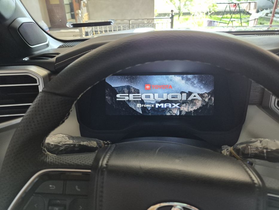 Тайота Sequoia, гибрид