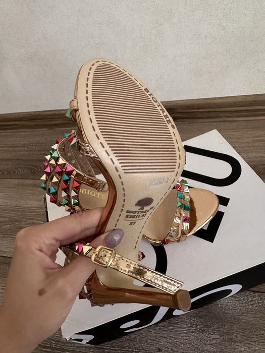 Официални дамски сандали на ток - 37 р-р