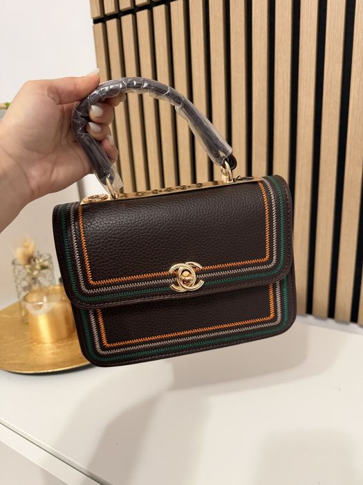 Geanta Chanel super calitate de mana maro auriu